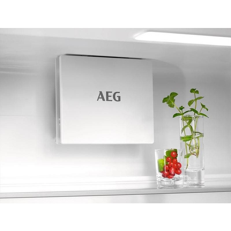 Вграден хладилник с фризер AEG OSC5D181ES , 269 l, E , LowFrost - Image 6